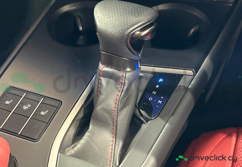 Lexus UX Black