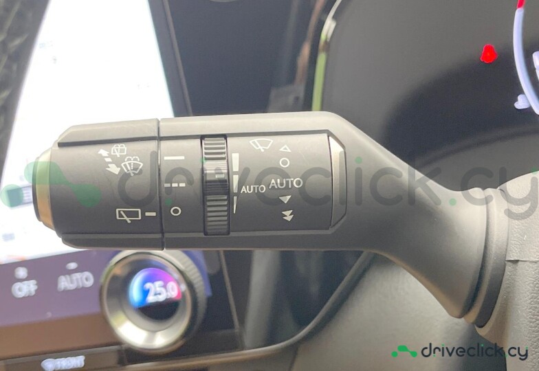 Lexus NX White