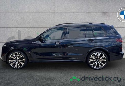 BMW X7 Blue