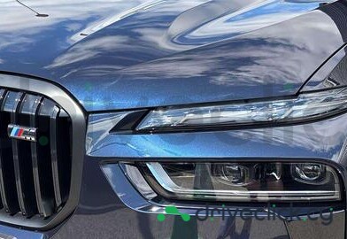 BMW X7 Blue