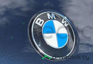 BMW X7 Blue