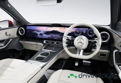 Mercedes GLC EQ Red
