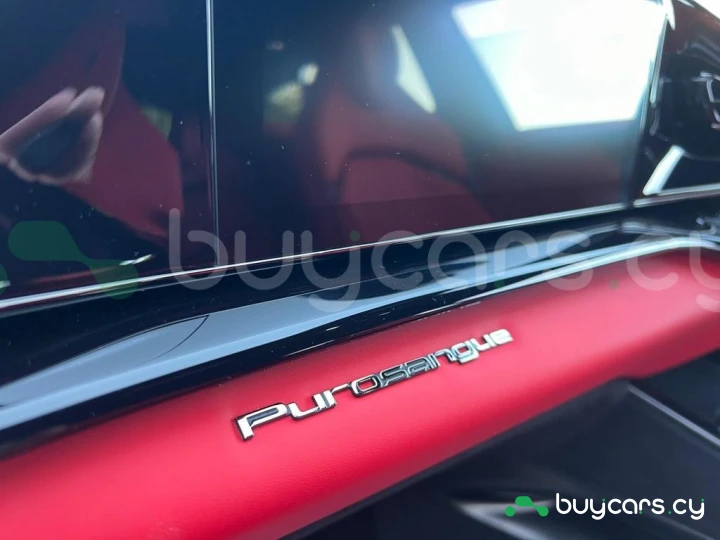 Ferrari Purosangue Черный