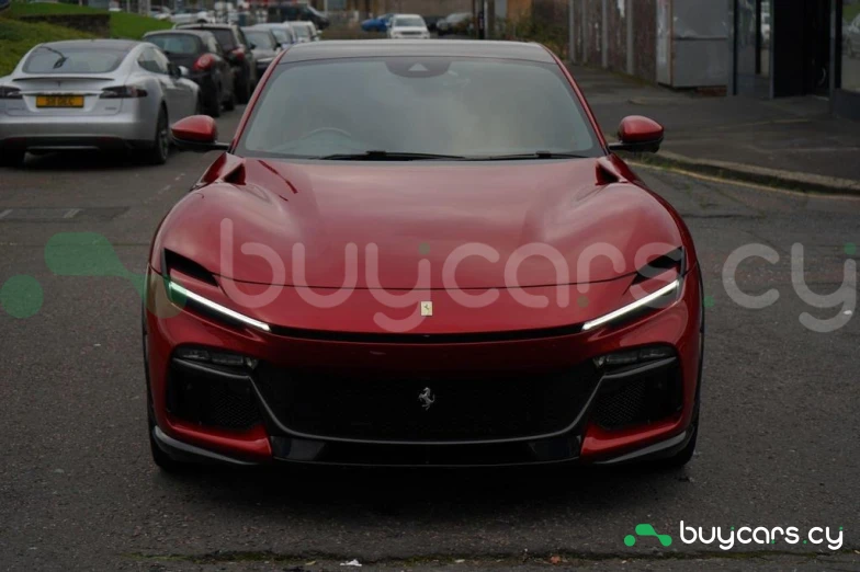 Ferrari Purosangue Красный