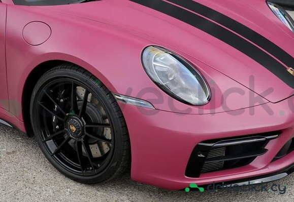 Porsche 911 Pink