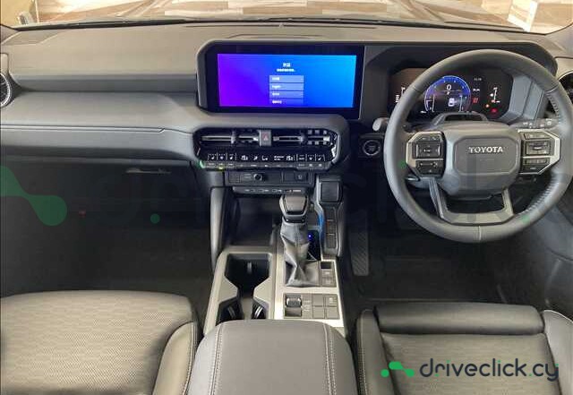 Toyota Land Cruiser 250 Черный