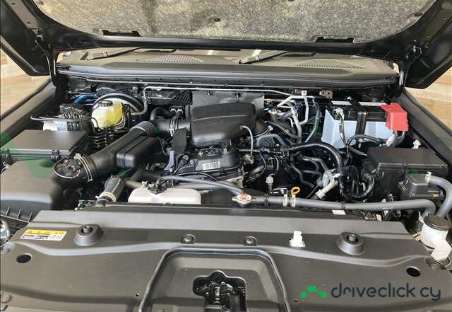Toyota Land Cruiser 250 Черный