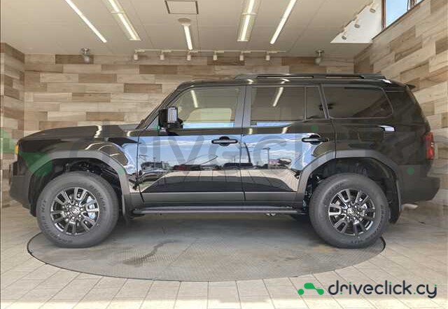 Toyota Land Cruiser 250 Черный