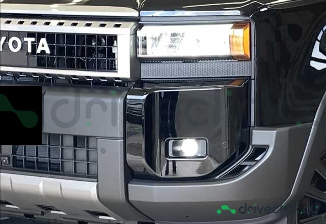 Toyota Land Cruiser 250 Черный