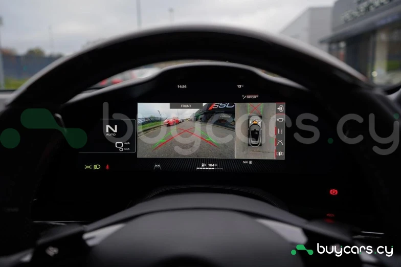 Ferrari Purosangue Красный