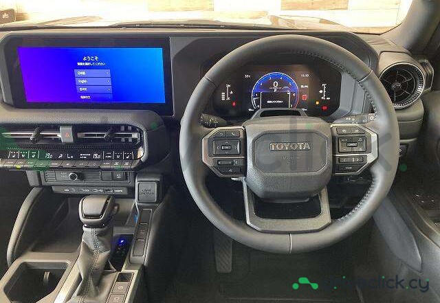 Toyota Land Cruiser 250 Черный