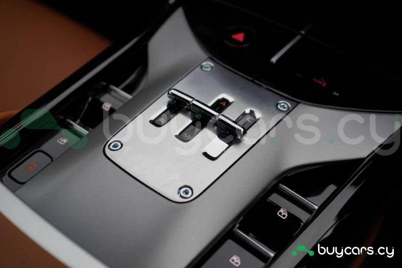 Ferrari Purosangue Красный