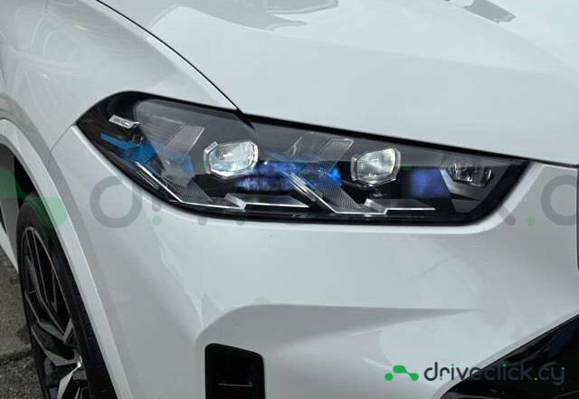 BMW X5 White