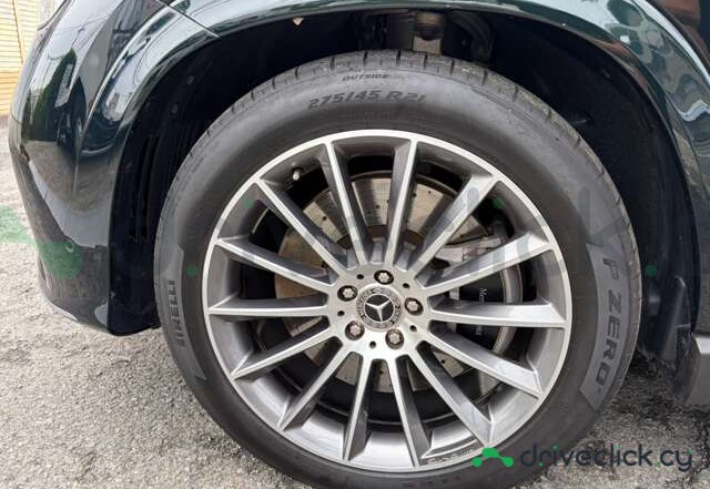 Mercedes GLE Coupe Green