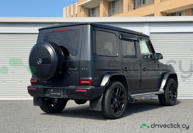 Mercedes G-class Black
