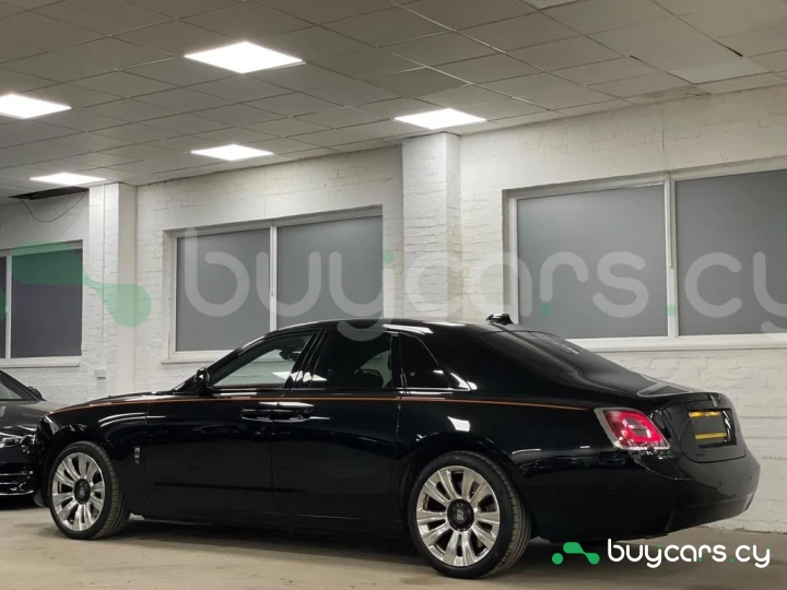 Rolls-Royce Ghost Черный