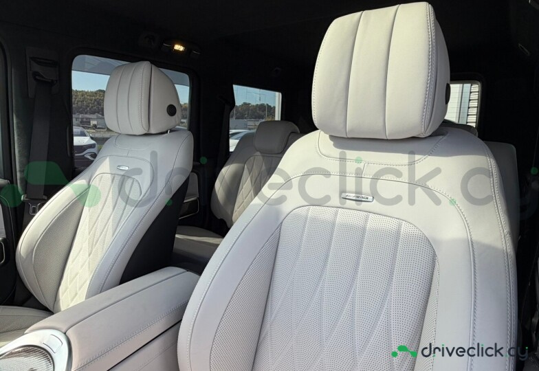 Mercedes G-class Black