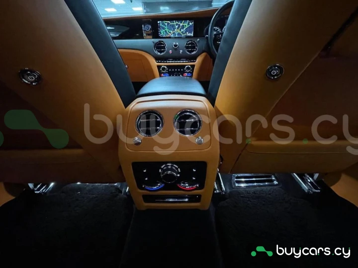 Rolls-Royce Ghost Черный