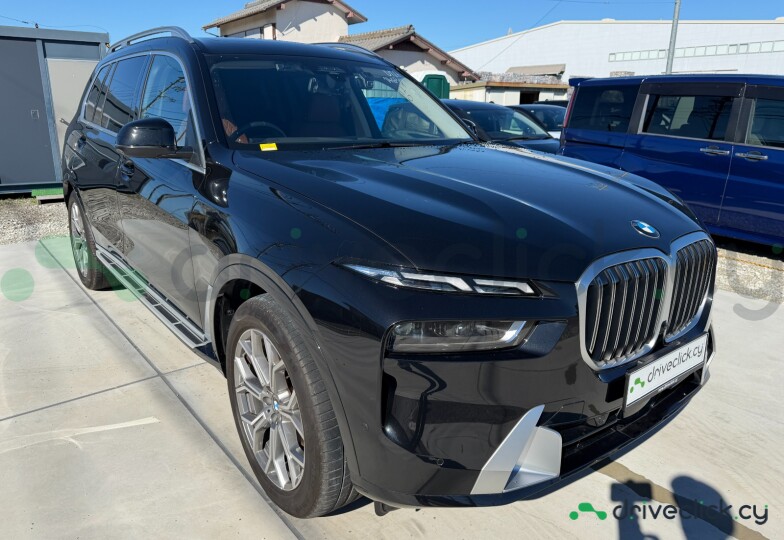BMW X7 Black