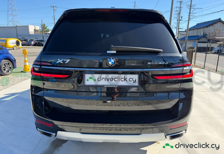 BMW X7 Black