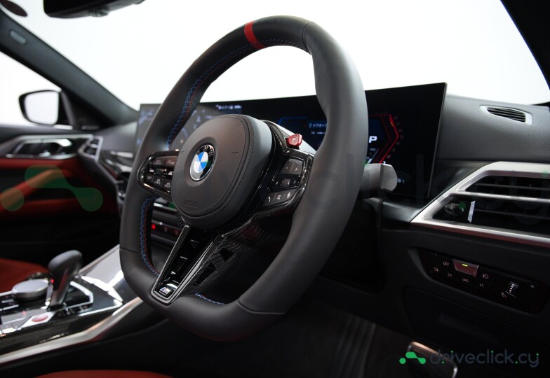 BMW M4 Purple