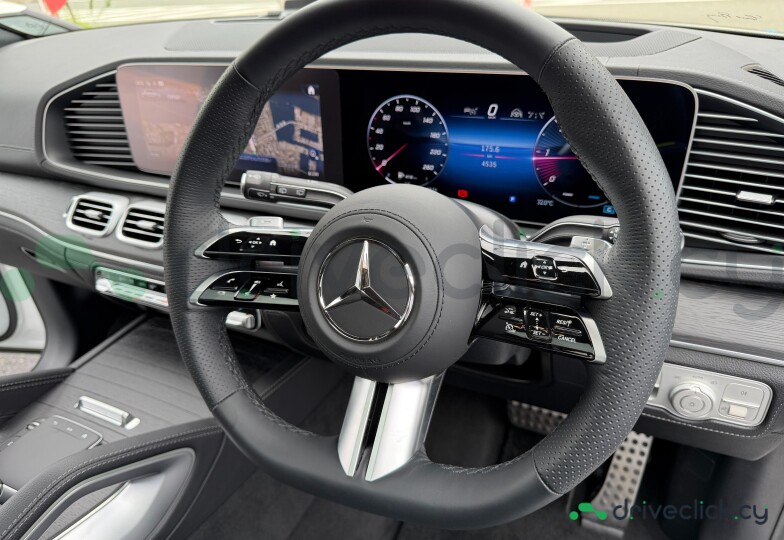 Mercedes GLE-class White