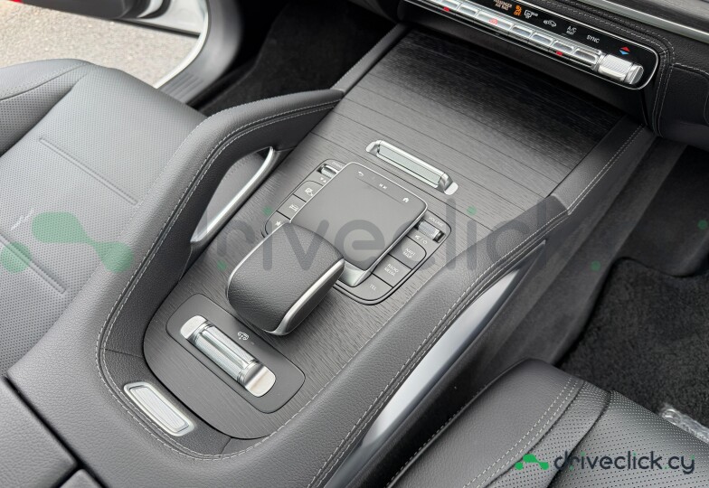 Mercedes GLE-class White