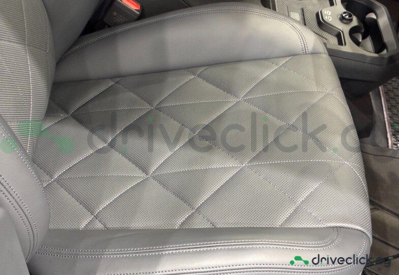 BMW iX White