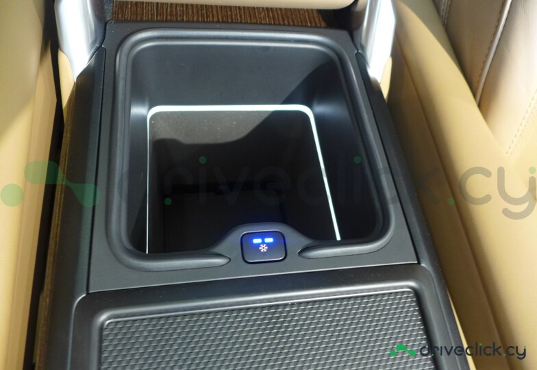 Land Rover Range Rover Gold