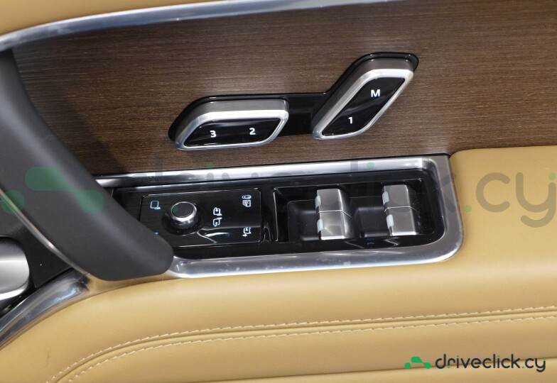 Land Rover Range Rover Gold