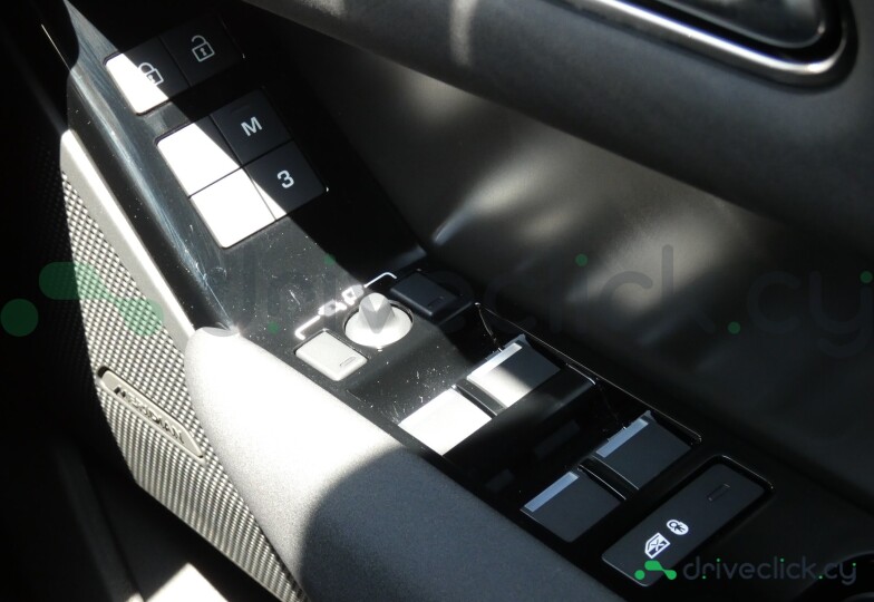 Land Rover Range Rover Velar Grey