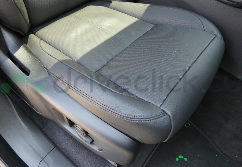Land Rover Range Rover Velar Grey