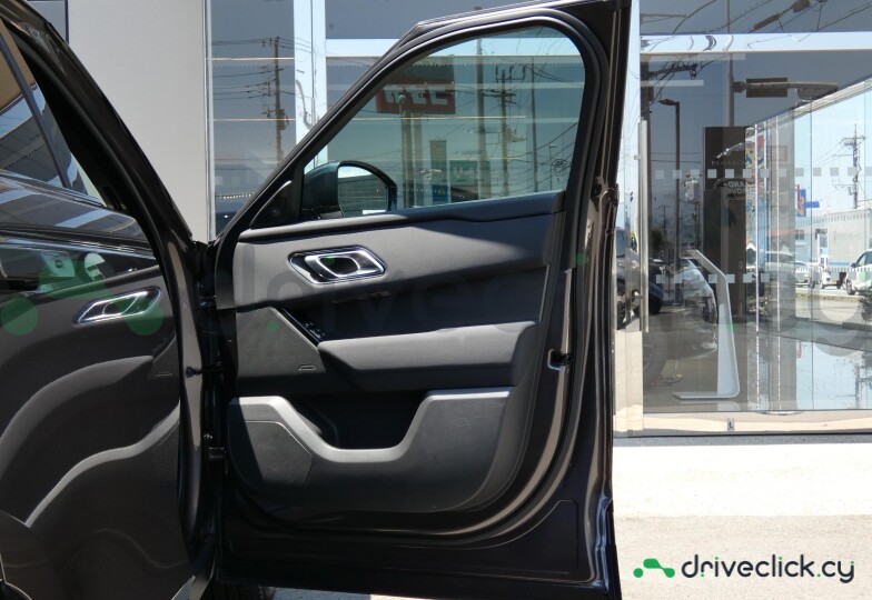 Land Rover Range Rover Velar Grey
