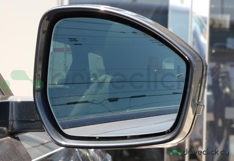 Land Rover Range Rover Velar Grey