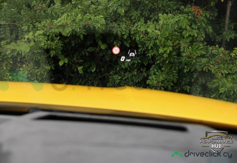 Lamborghini Urus Yellow