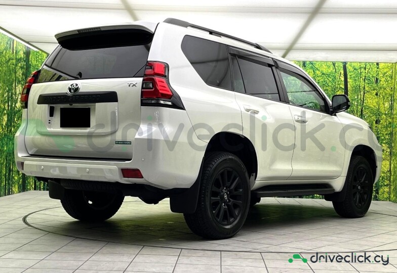 Toyota Land Cruiser Prado White