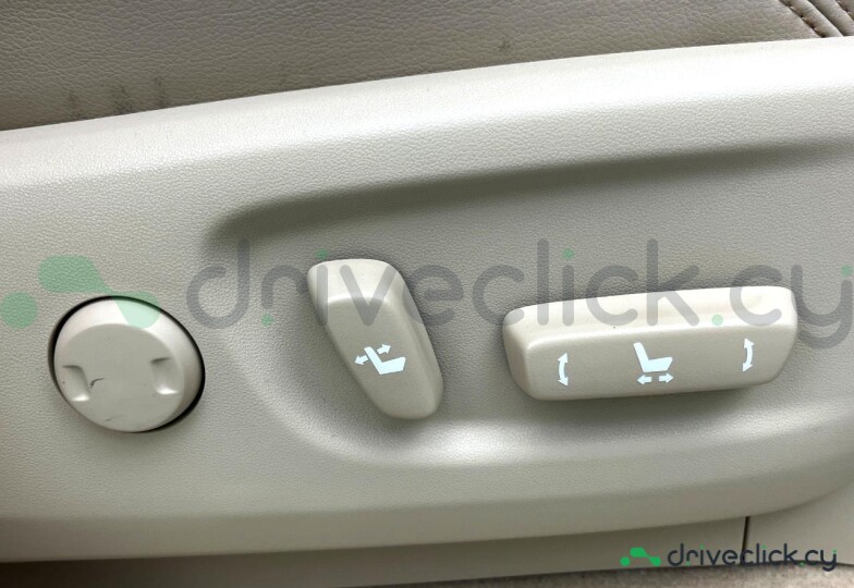 Toyota Land Cruiser Prado White