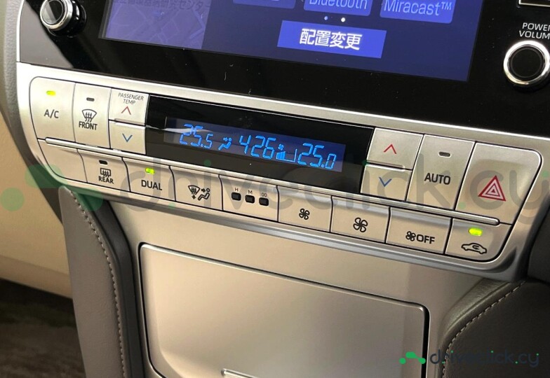 Toyota Land Cruiser Prado White