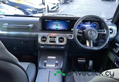 Mercedes G-class Black