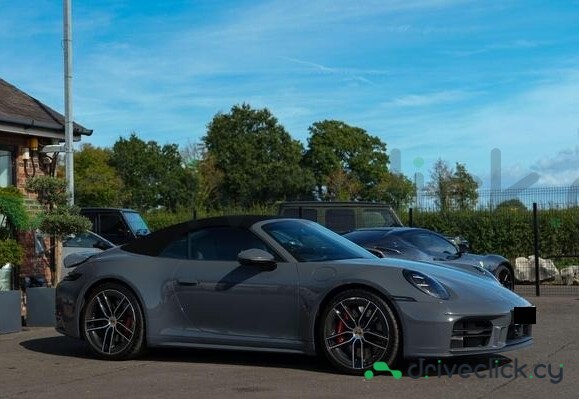 Porsche 911 Grey