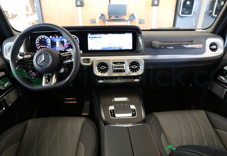 Mercedes G-class Black