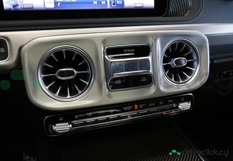 Mercedes G-class Black