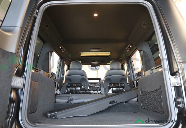 Mercedes G-class Black