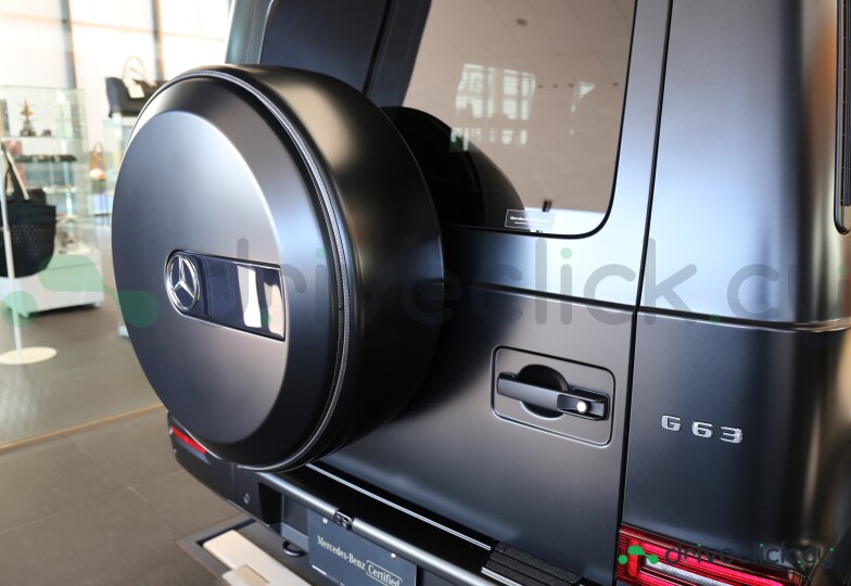 Mercedes G-class Black