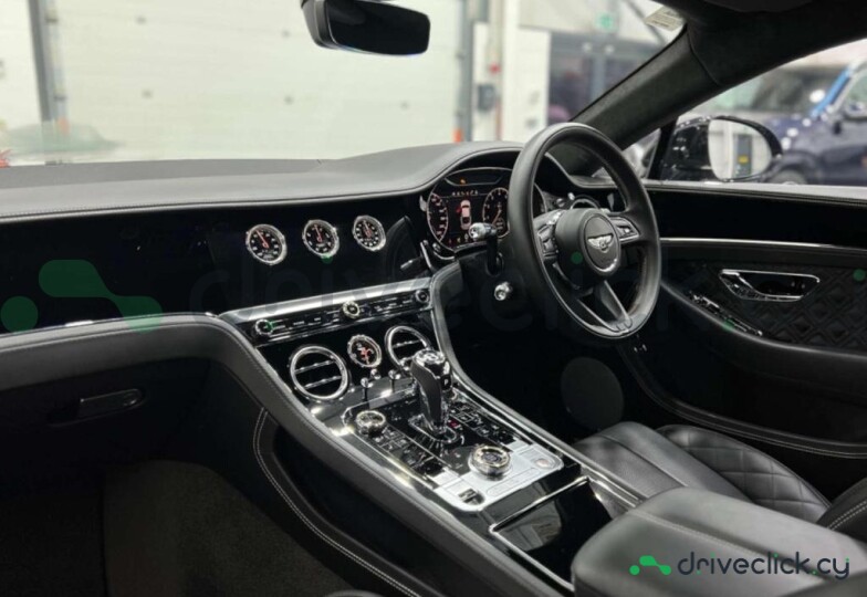 Bentley Continental Черный