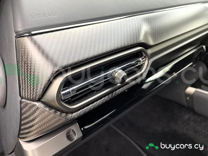 Aston Martin Vantage Black