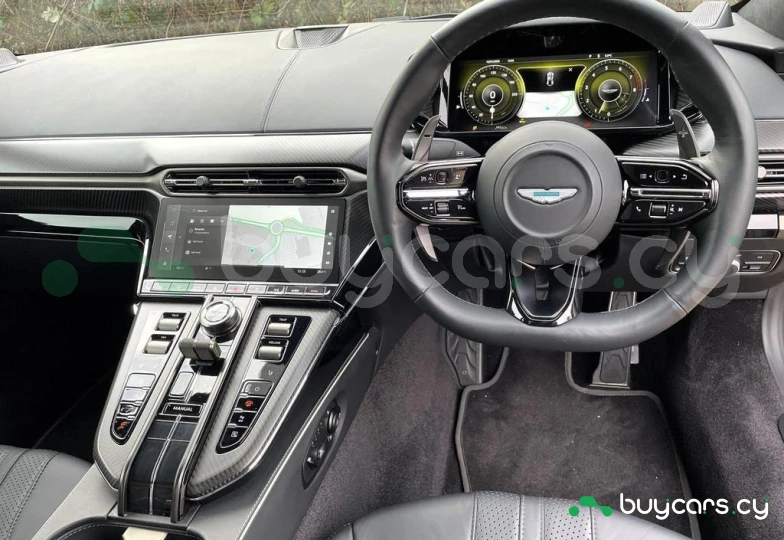 Aston Martin Vantage Black