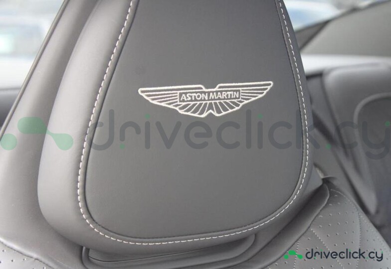 Aston Martin DB12 Фиолетовый