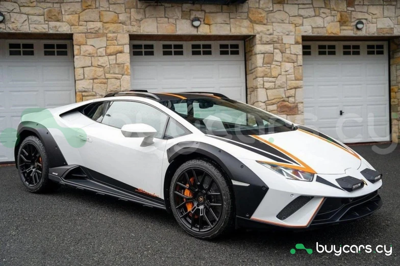 Lamborghini Huracan Белый