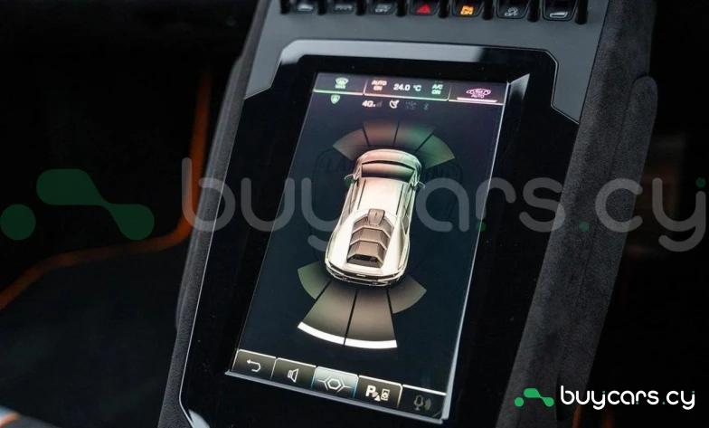 Lamborghini Huracan Белый